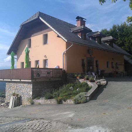 Moravce Planinski Dom Uste - Zerenk旅舍 外观 照片